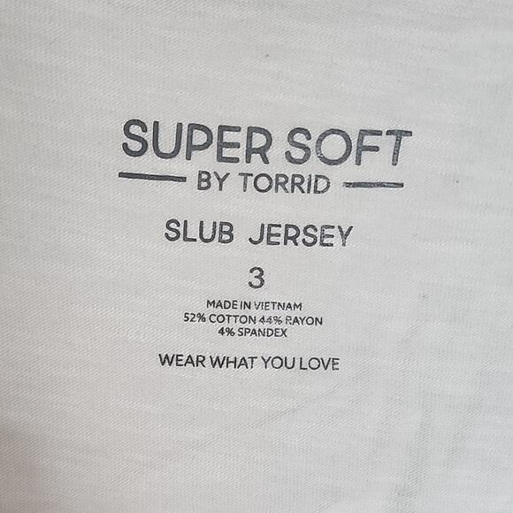 Torrid Bright White Supersoft Slub Scoop Neck Henley Tee, NWT, 3X - Picture 4 of 8